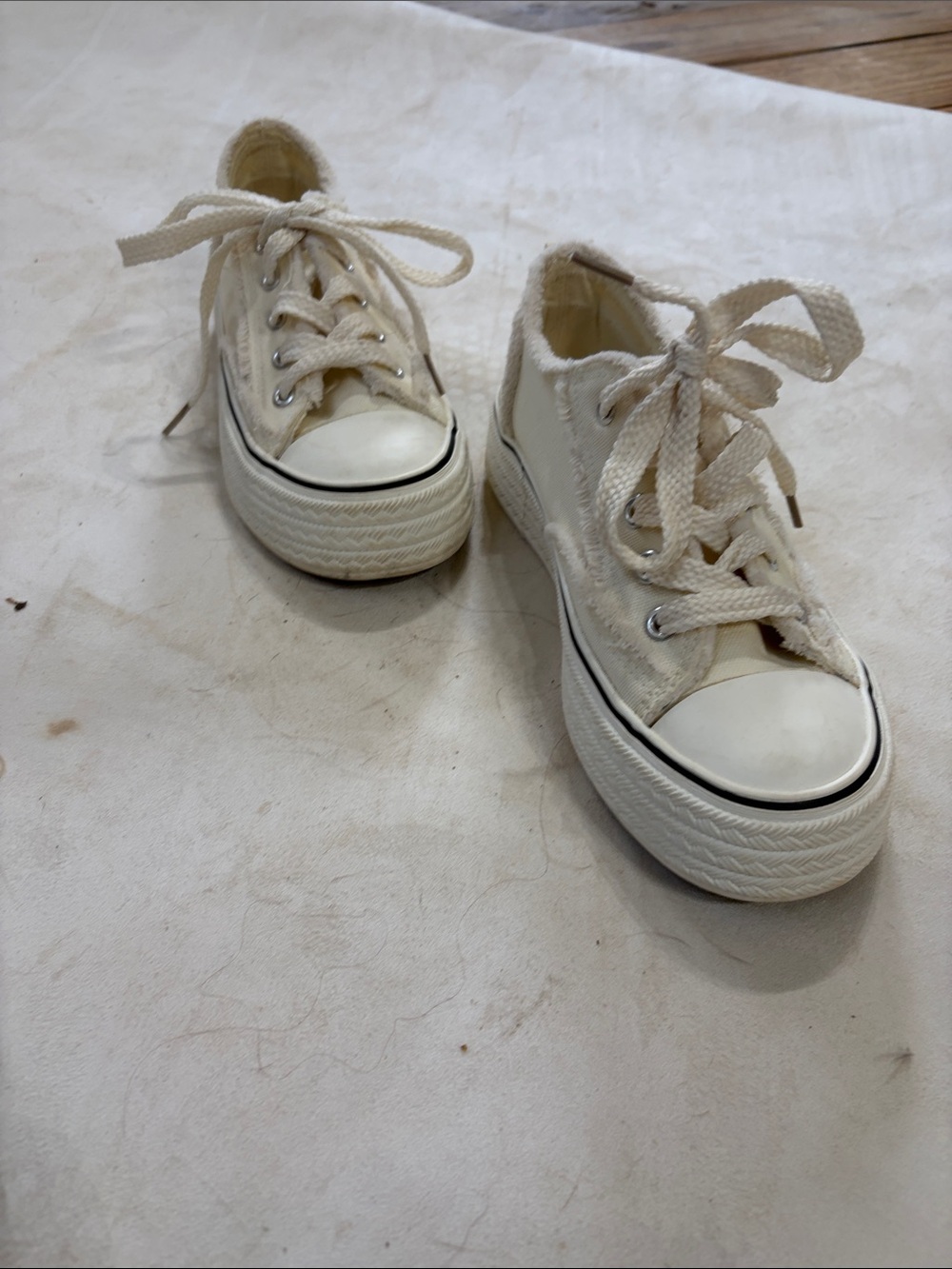 SHEIN Off-White Low Top Platform Canvas Sneakers